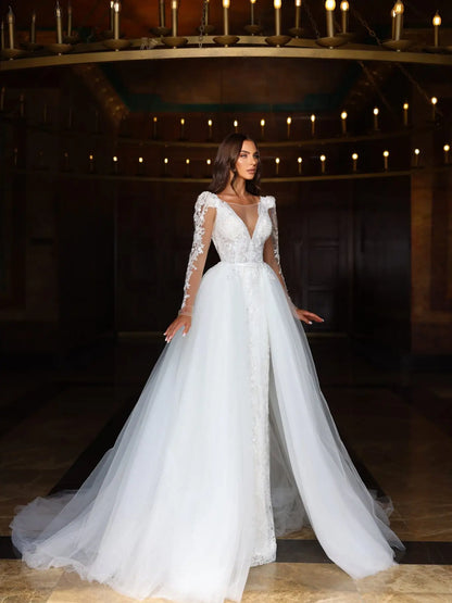 1119 Jolie Wedding Gown