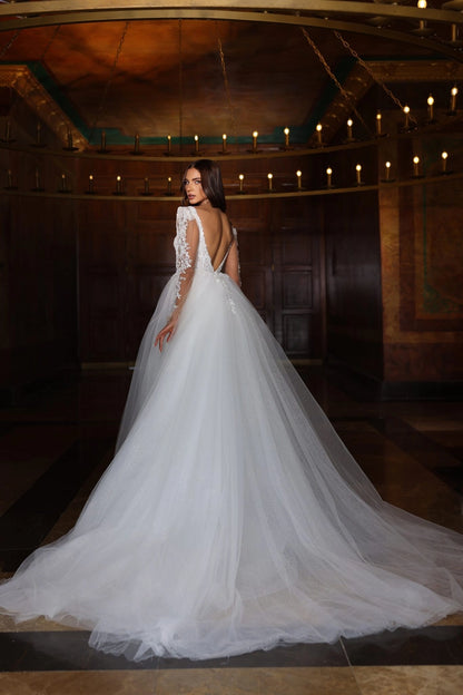 1119 Jolie Wedding Gown