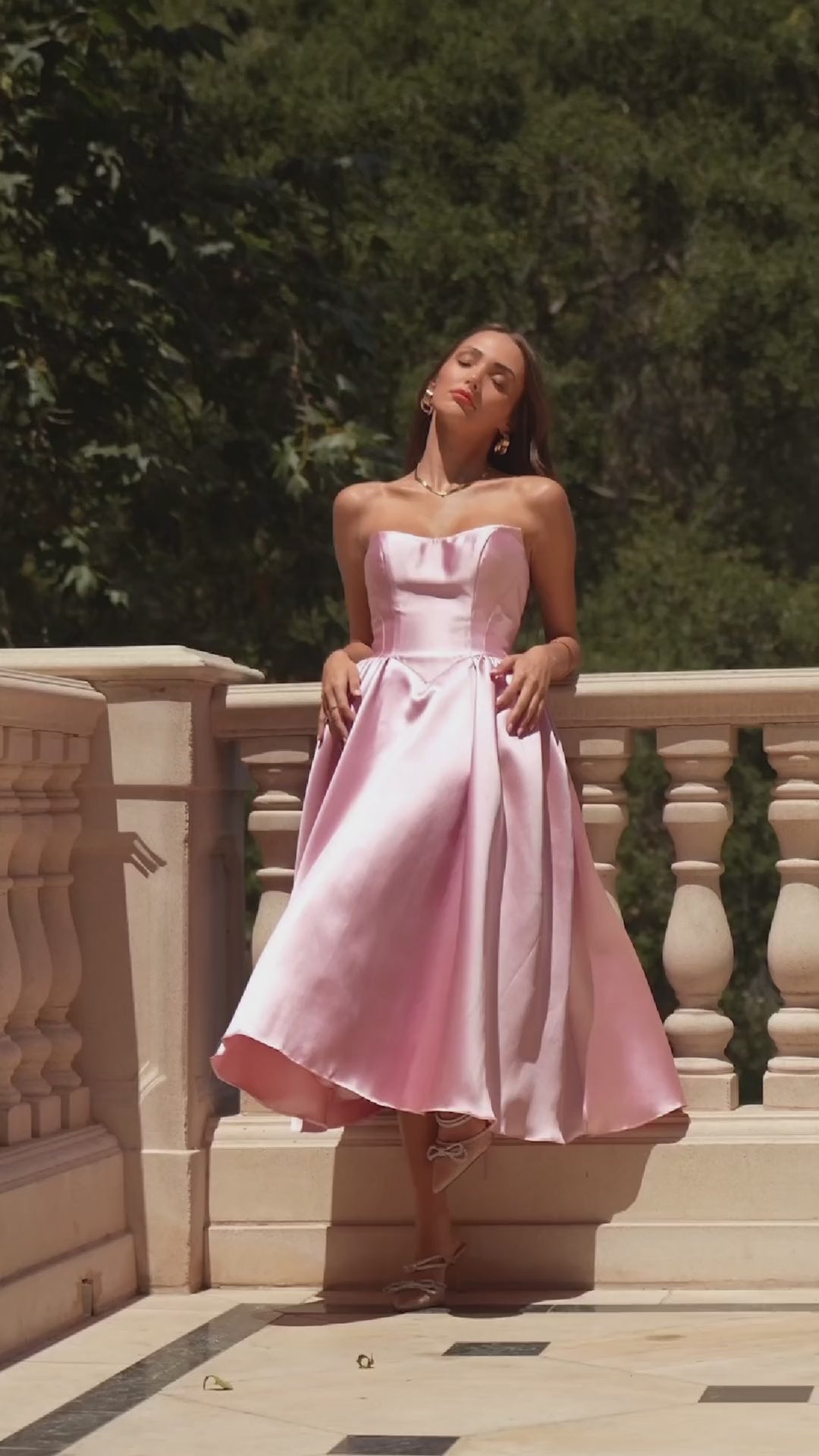 T822 Midi Gown