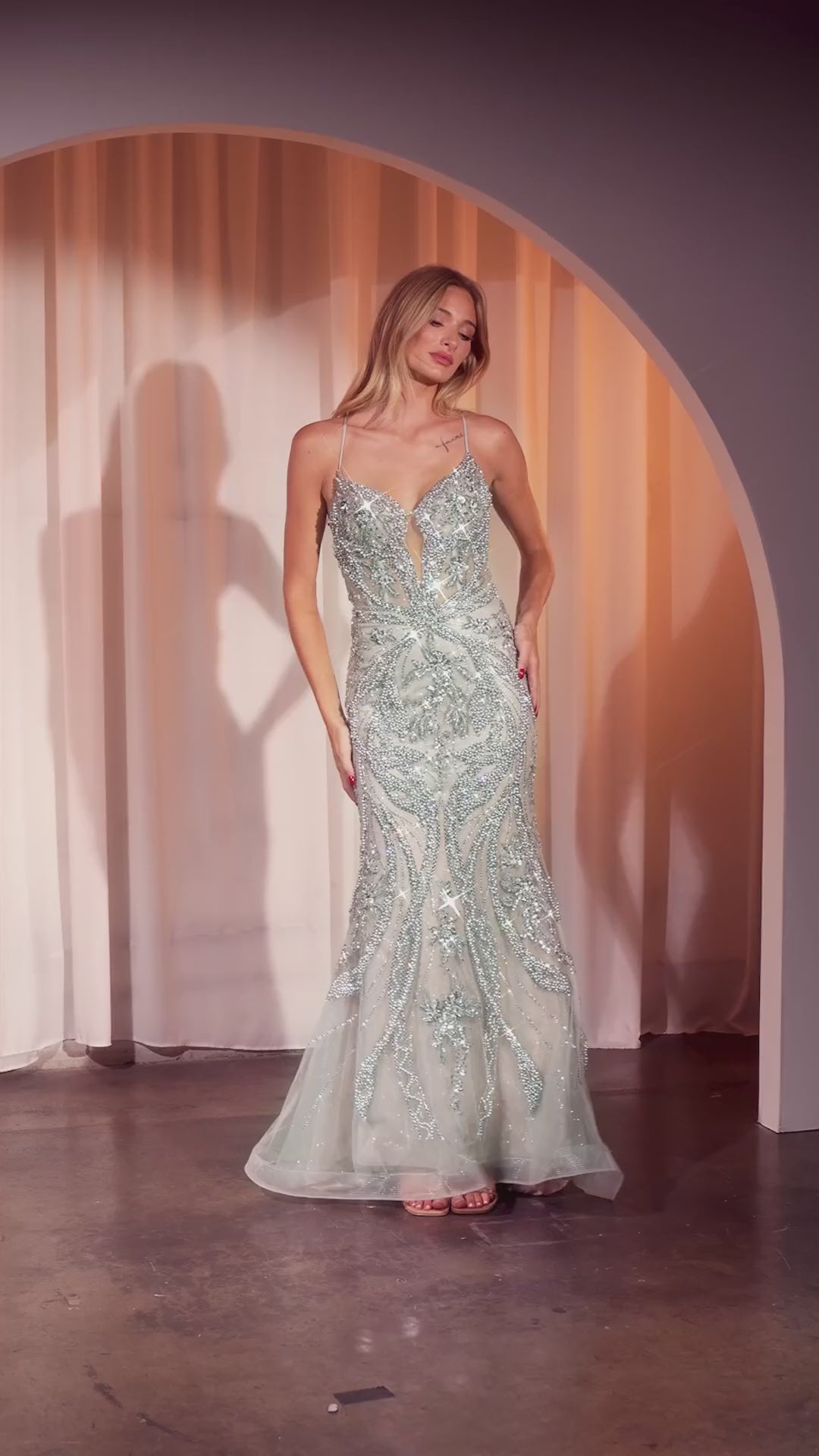 CC0240 Mermaid Plunging Neckline