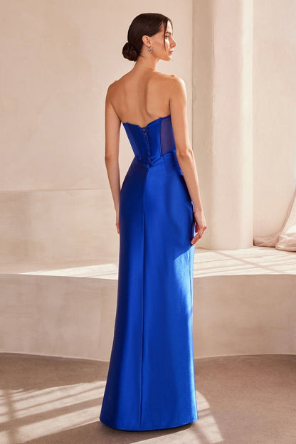 T708 Sweetheart Neckline with Split